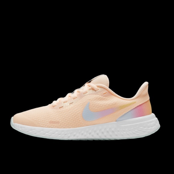 Brand New Nike Revolution 5 SE girls Running Shoes Sz 5 Multicolor no box - Picture 5 of 8